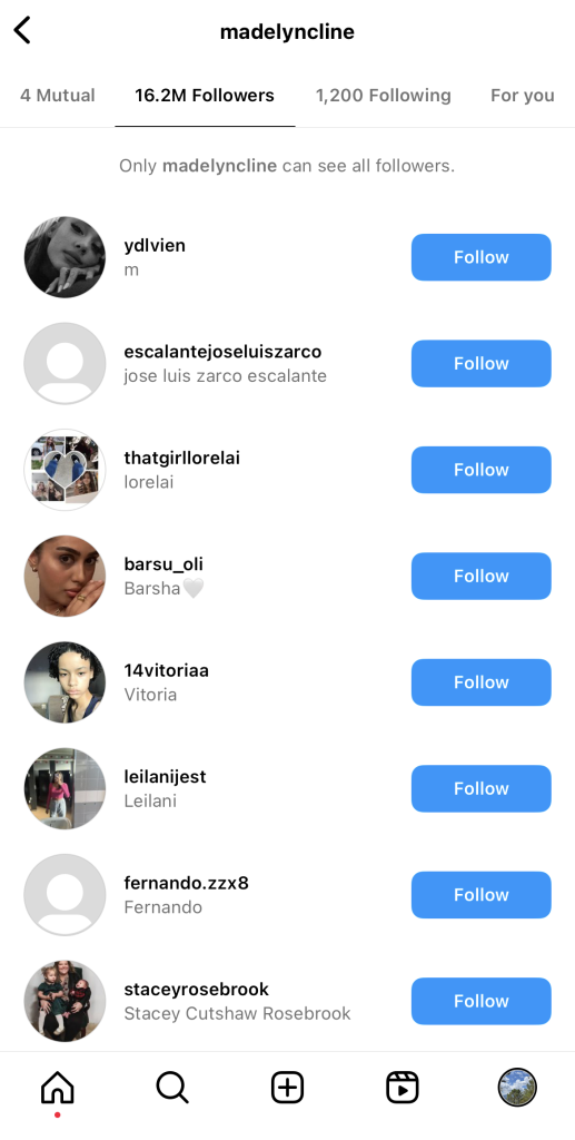 Path Socialcaptura de ecrã da lista de seguidores da atriz Madelyn Cline em Instagram.